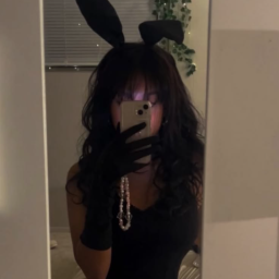 Discovery icon for Ask To DM™💋 | E-Girls・Baddie・24/7 Active・Voice Chats・Ask2DM・Friends・Meet People Discord server